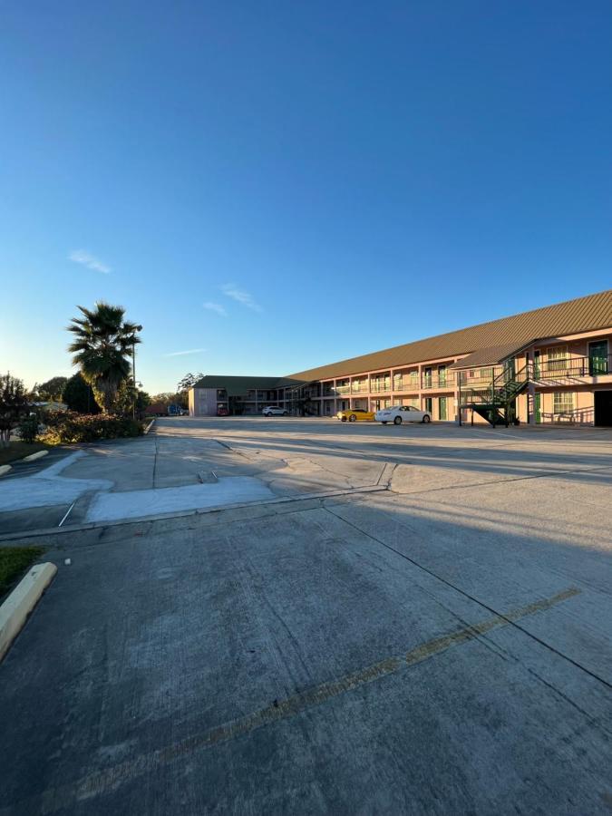 Garden Inn & Suites Metter Exterior photo