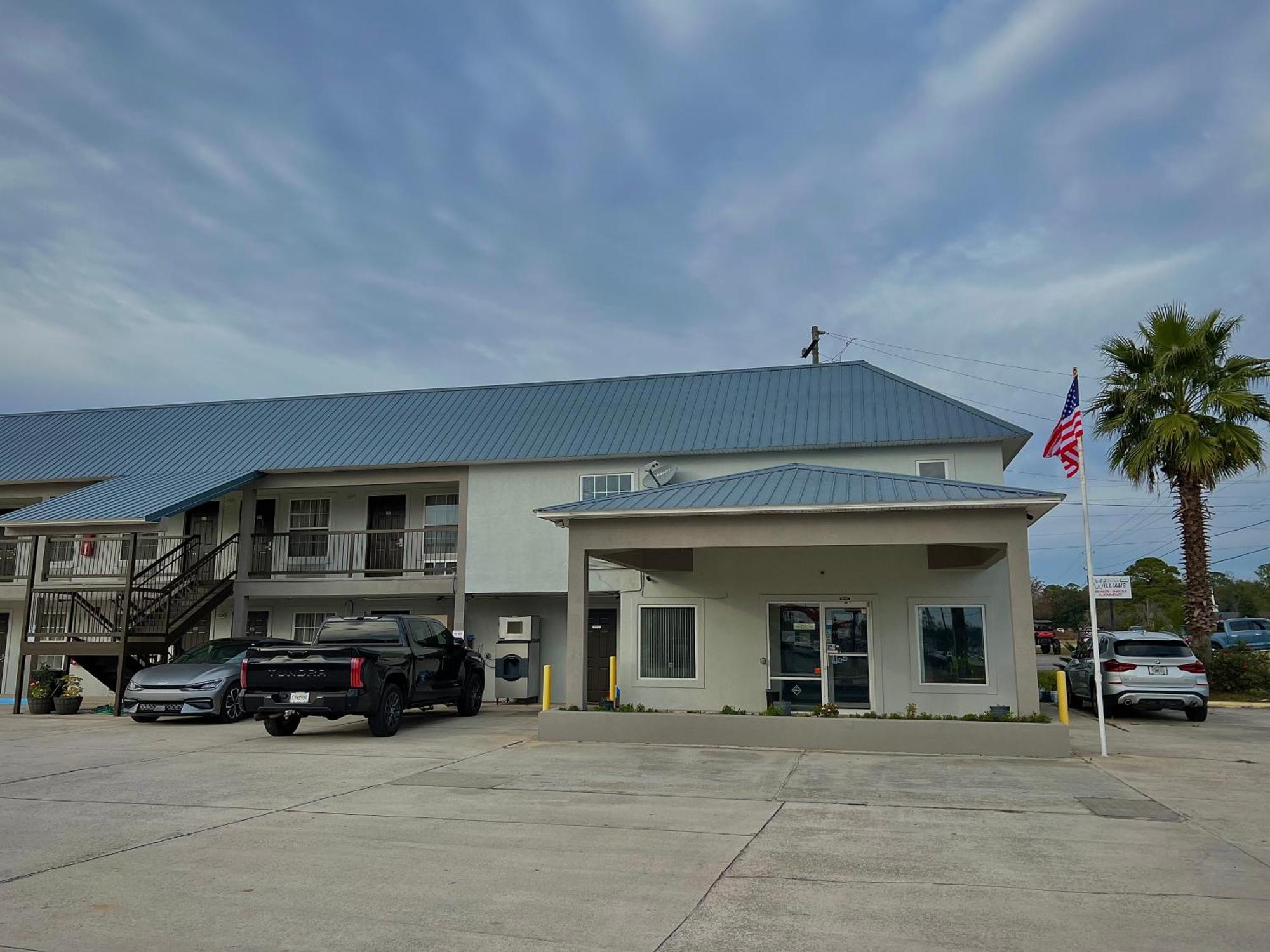 Garden Inn & Suites Metter Exterior photo